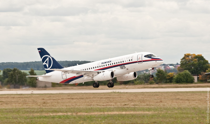 SUKHOI SUPERJET 100